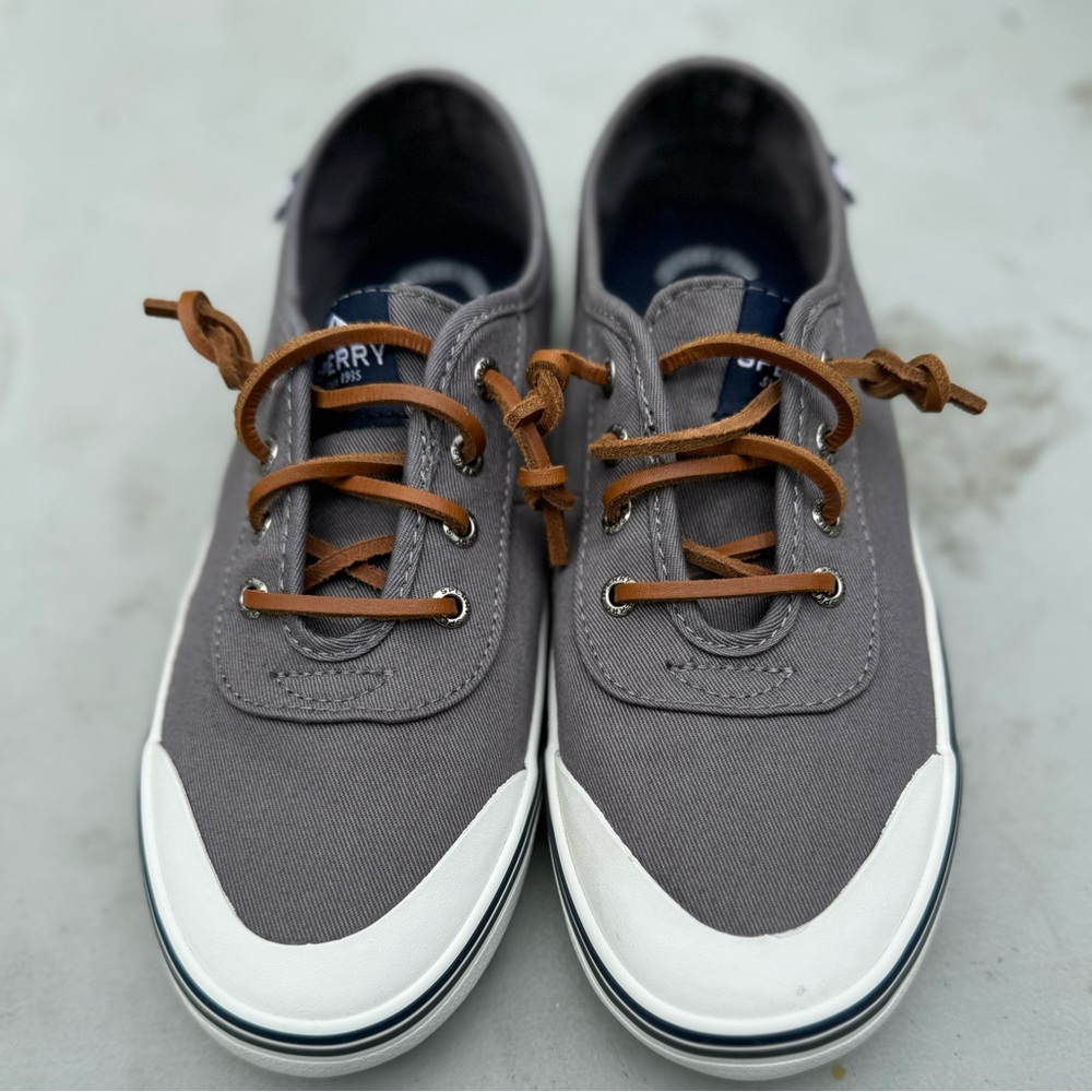 Sperry Memory Foam NWOT Size 7 Women’s
